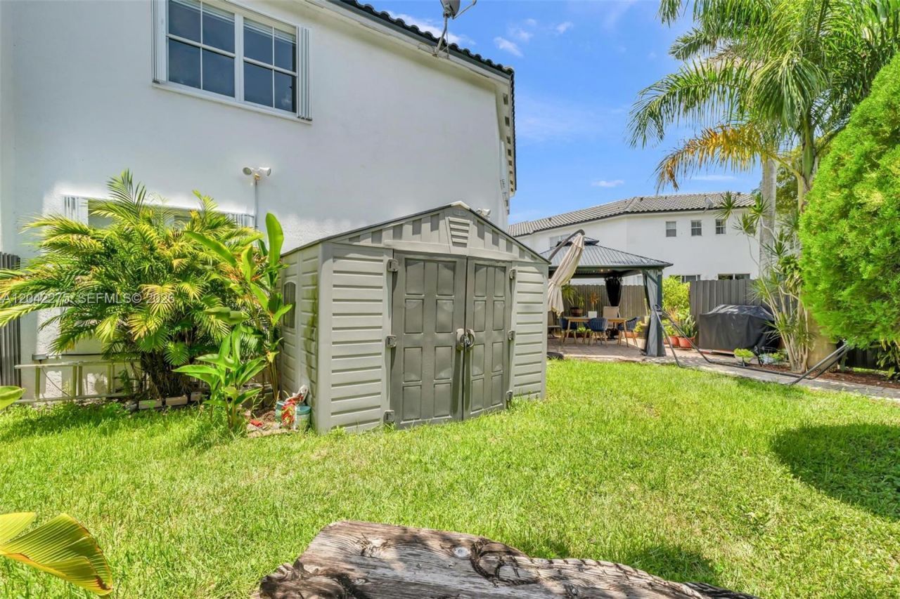 5570 NW 107th Ave, Unit 916, Doral, FL 33178 Photo