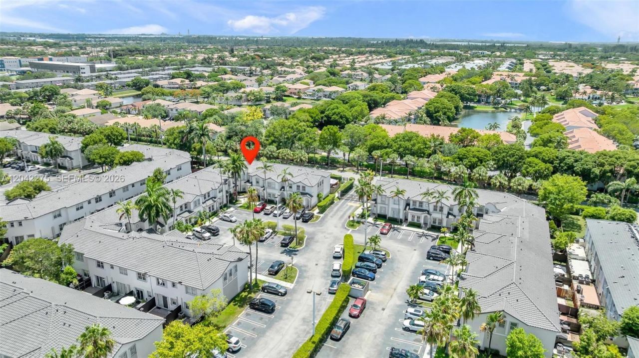 5570 NW 107th Ave, Unit 916, Doral, FL 33178 Photo