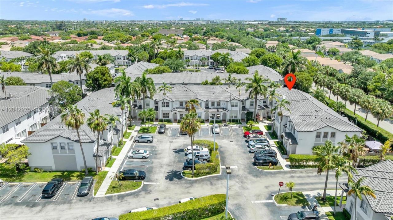 5570 NW 107th Ave, Unit 916, Doral, FL 33178 Photo