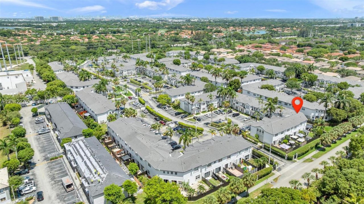 5570 NW 107th Ave, Unit 916, Doral, FL 33178 Photo
