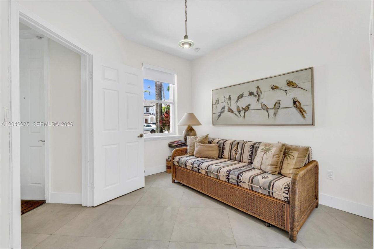 5570 NW 107th Ave, Unit 916, Doral, FL 33178 Photo