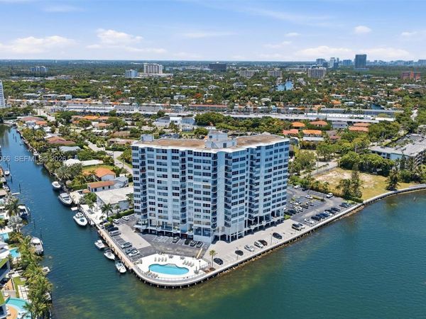 11930 N Bayshore Dr, Unit 609, North Miami, FL 33181