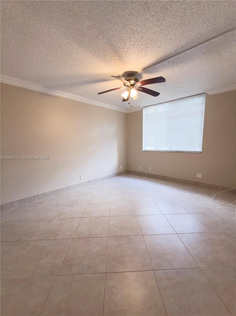 10709 Cleary Blvd , Unit 101, Plantation, FL 33324 Photo