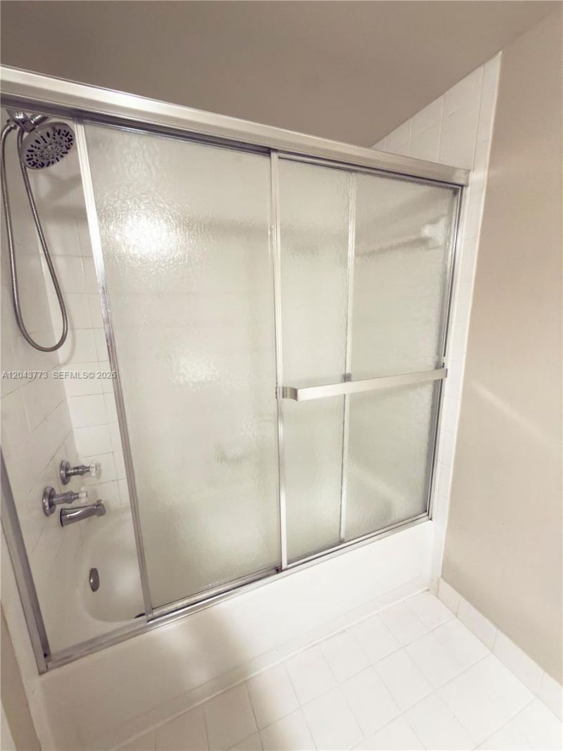 10709 Cleary Blvd , Unit 101, Plantation, FL 33324 Photo