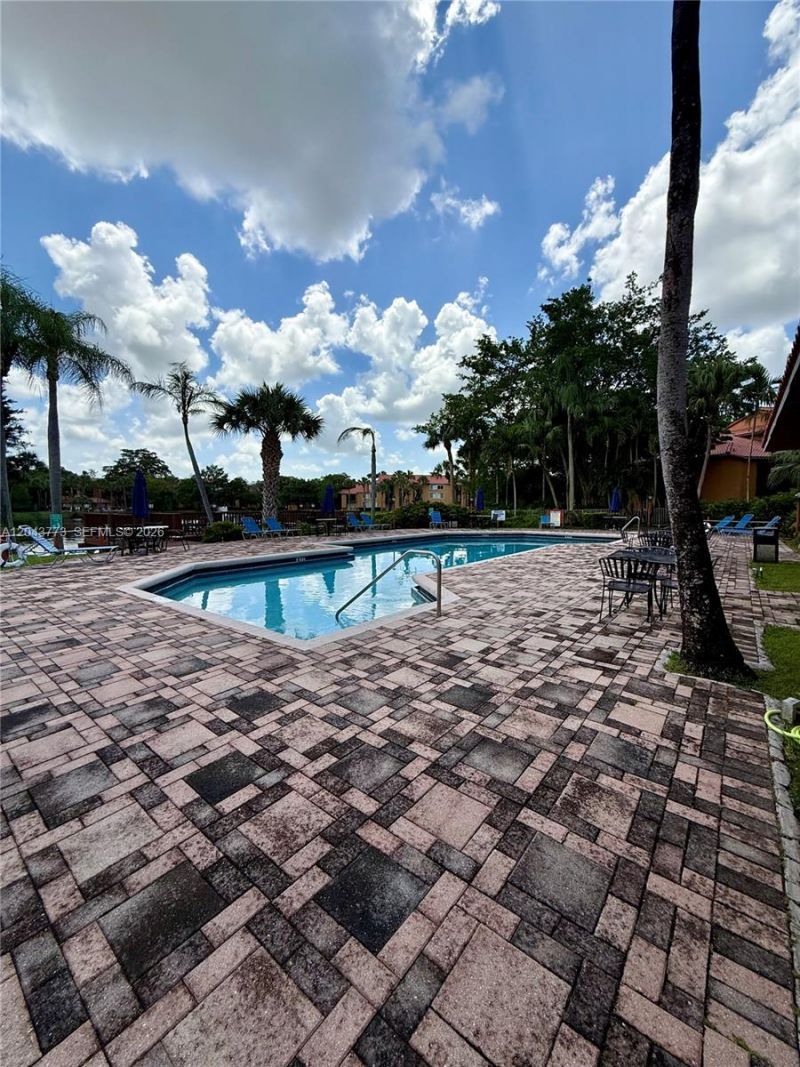 10709 Cleary Blvd , Unit 101, Plantation, FL 33324 Photo
