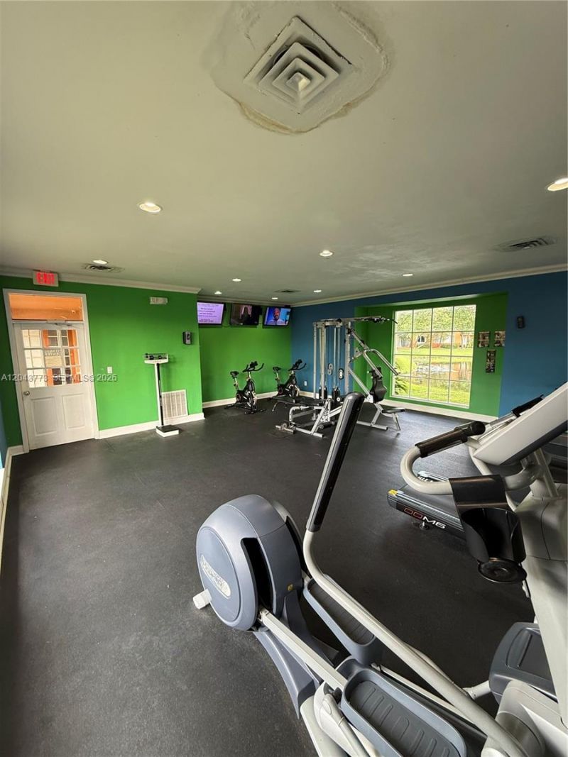10709 Cleary Blvd , Unit 101, Plantation, FL 33324 Photo