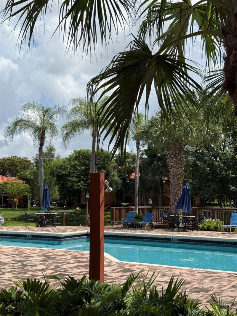 10709 Cleary Blvd , Unit 101, Plantation, FL 33324 Photo
