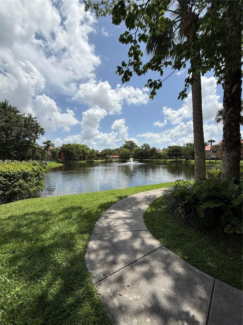 10709 Cleary Blvd , Unit 101, Plantation, FL 33324 Photo