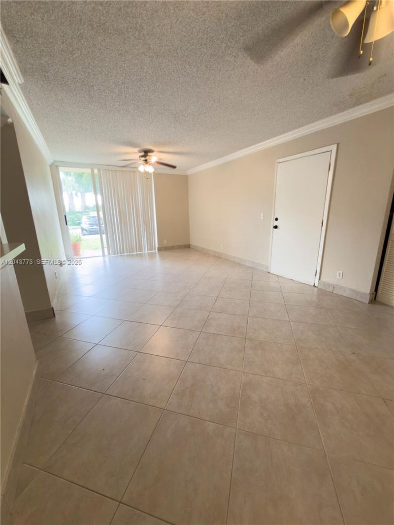 10709 Cleary Blvd , Unit 101, Plantation, FL 33324 Photo