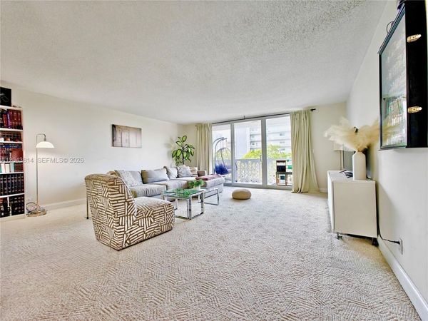 400 NE 12th Ave , Unit 306, Hallandale Beach, FL 33009
