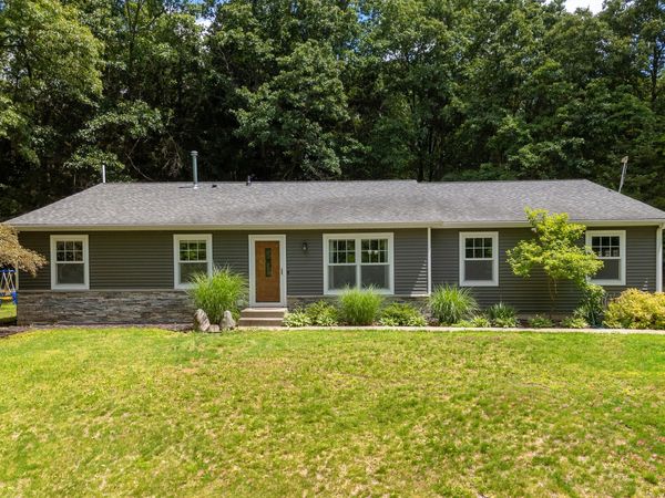5643 E C Avenue, Richland, MI 49083