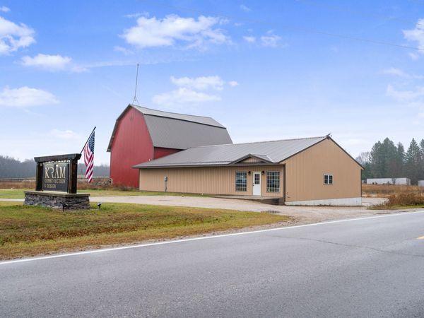 11406 E 8th Street, Reed City, MI 49677