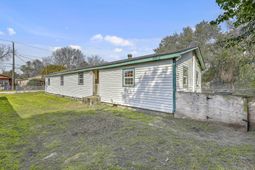 1989 Hugo Avenue photo 4