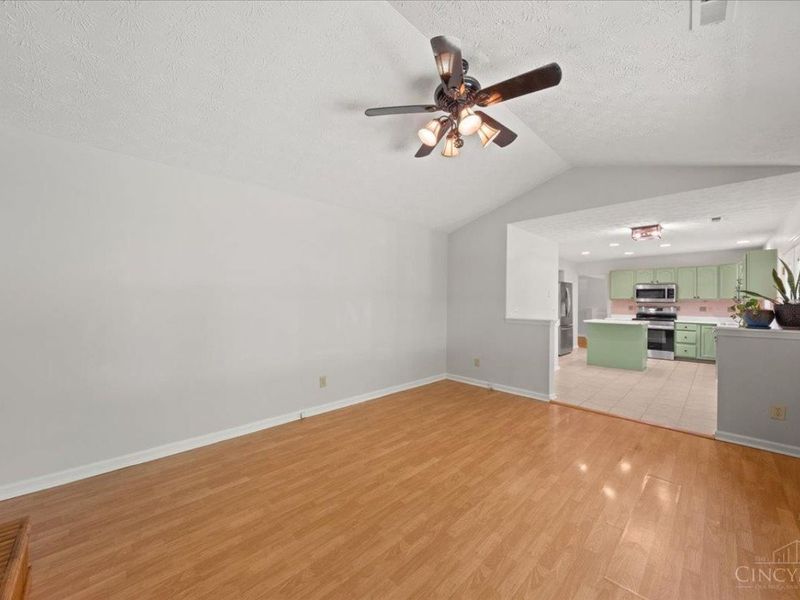 7731 Wilderness Way, Maineville, OH 45039 Photo 15