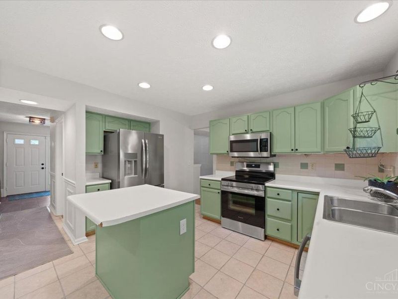 7731 Wilderness Way, Maineville, OH 45039 Photo 7