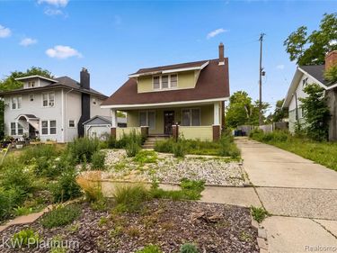 114 W Hamilton Avenue, Flint, MI 48503