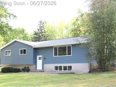 6342 Restwood Drive, Linden, MI 48451