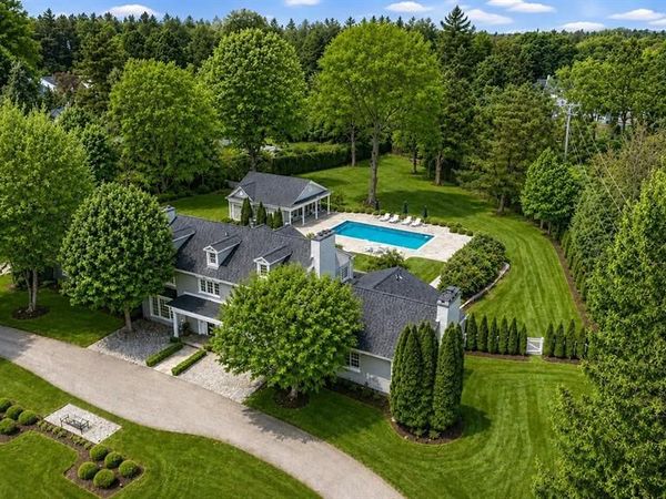 232 Guilford Road, Bloomfield Hills, MI 48304