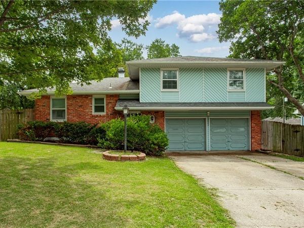 3603 Woodbury Street, Independence, MO 64055