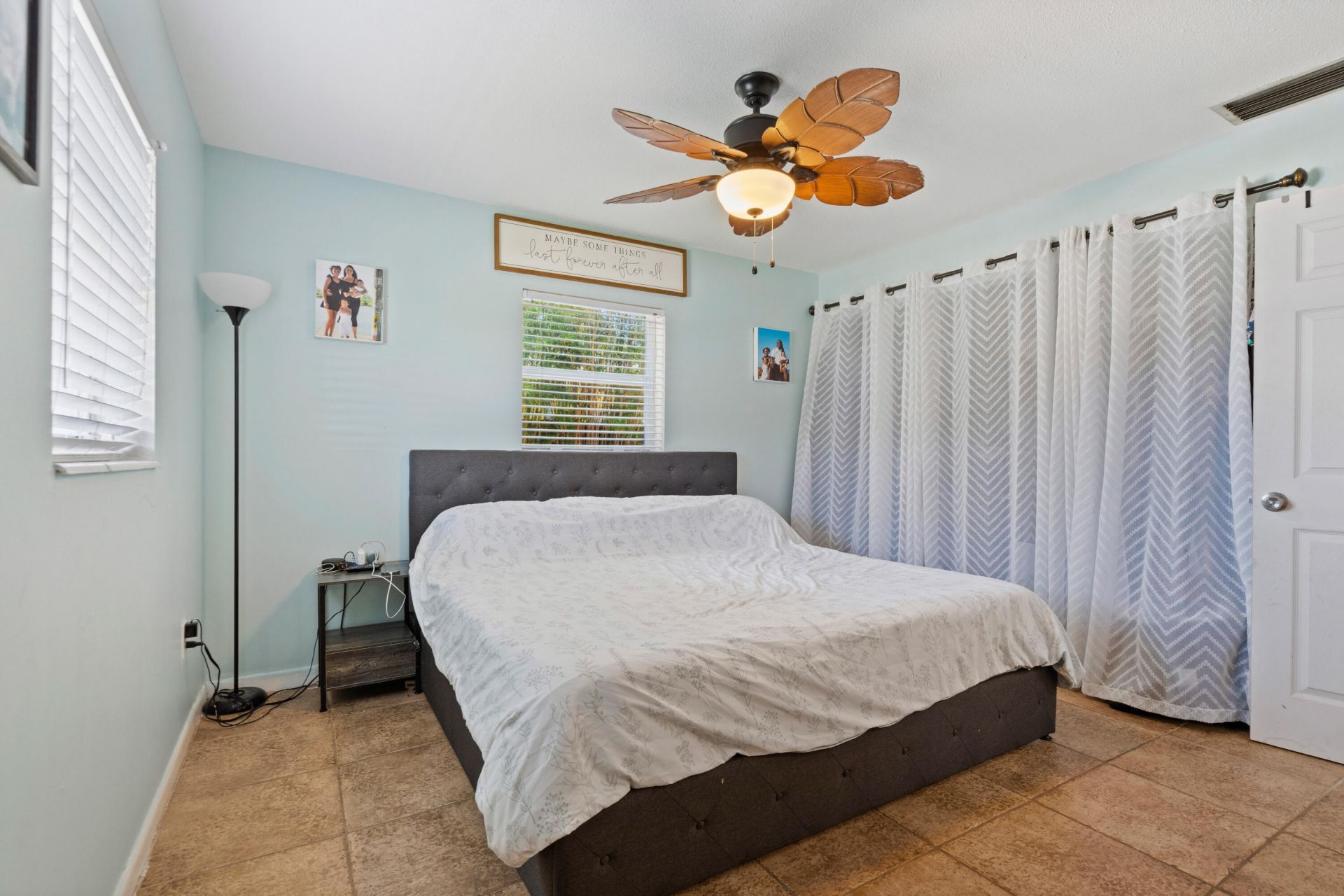 520 SE Dolphin Drive, Stuart, FL 34996 Photo