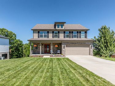 198 Lakeshore Circle, Georgetown, KY 40324