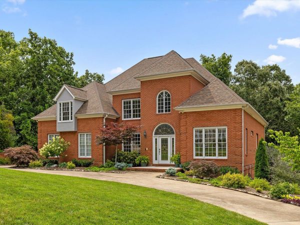 5510 Mountain Breeze Drive, Chattanooga, TN 37421
