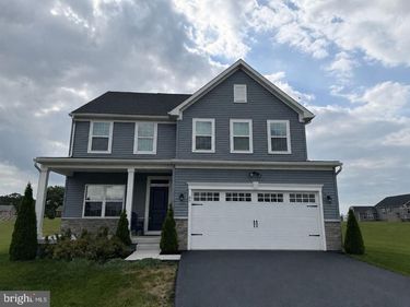 49 WINIFRED DRIVE, HANOVER, PA 17331