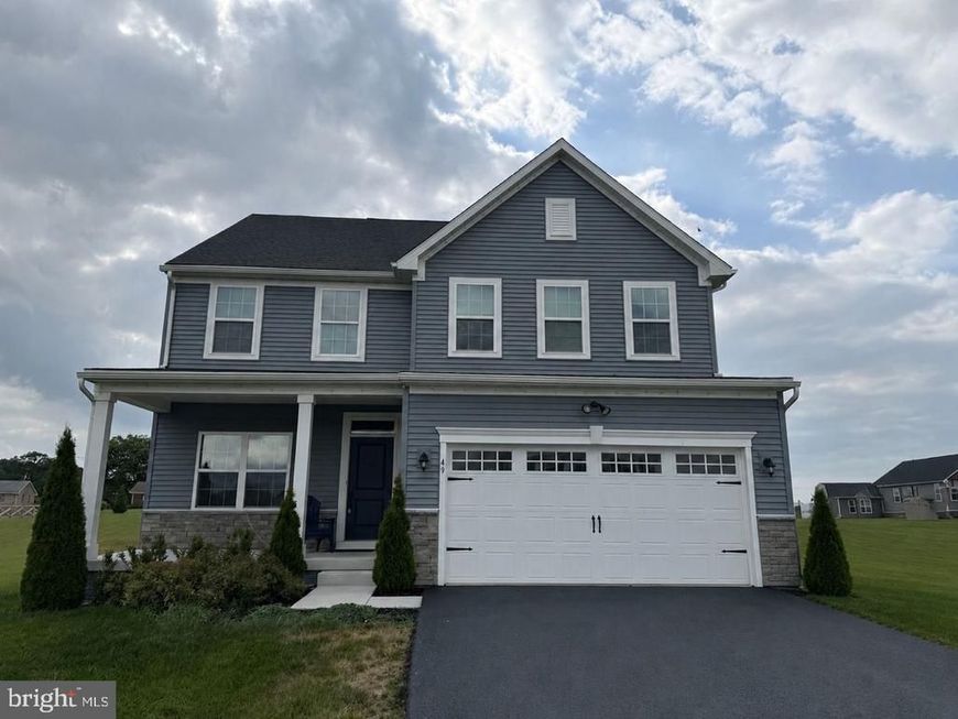 49 Winifred Drive, Hanover, PA 17331 Main Photo