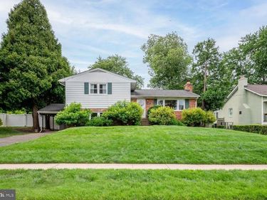 7011 SEA CLIFF ROAD, MCLEAN, VA 22101