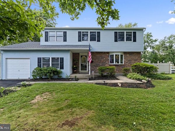 866 DECKER LANE, WARMINSTER, PA 18974