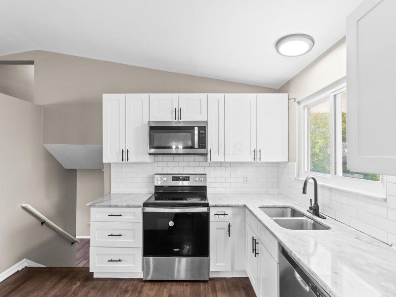 5016 Julie Place, Columbus, OH 43229 Photo 10