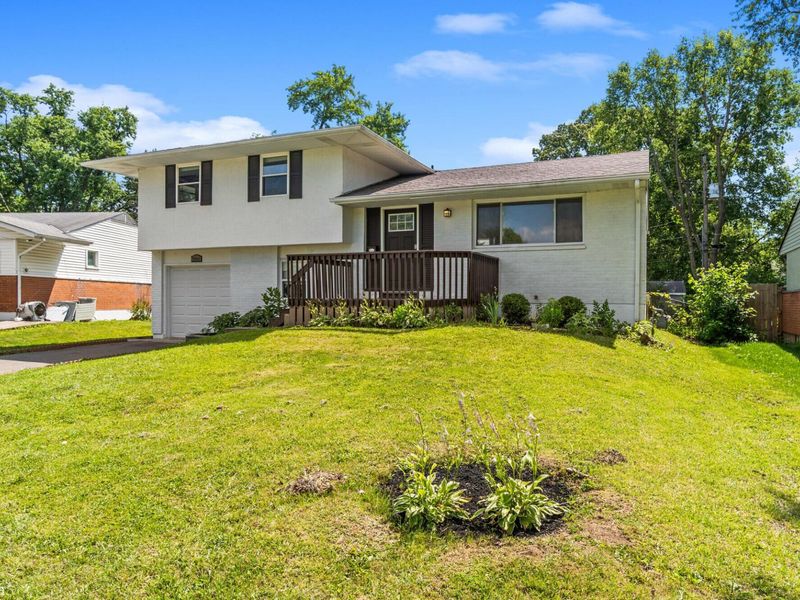 5016 Julie Place, Columbus, OH 43229 Photo 2
