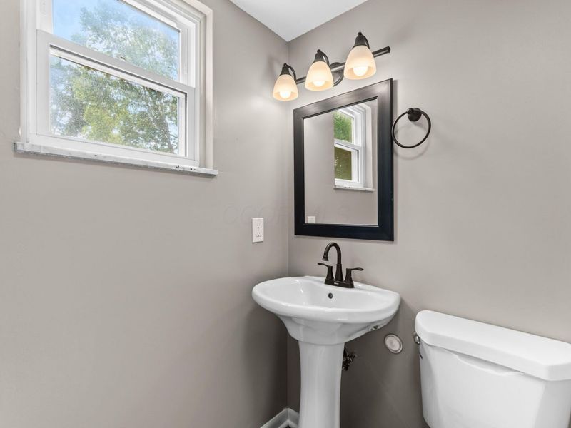 5016 Julie Place, Columbus, OH 43229 Photo 25