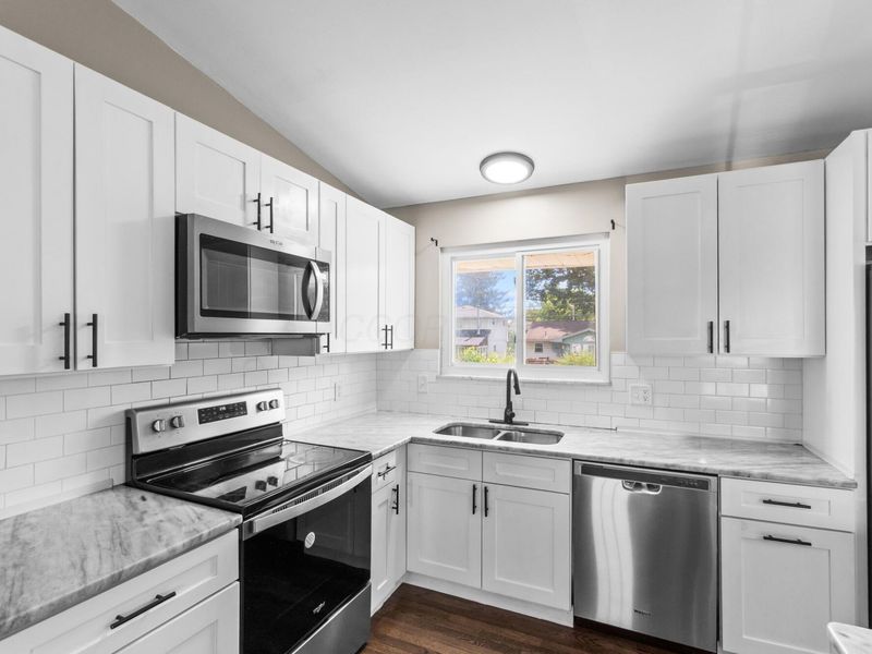5016 Julie Place, Columbus, OH 43229 Photo 9