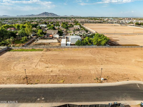 2523 E BLUE SAGE Road, Unit 106, Gilbert, AZ 85297