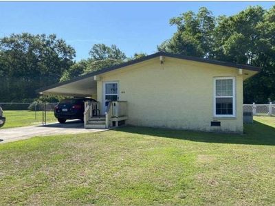 123 China Dr, Latta, SC 29565