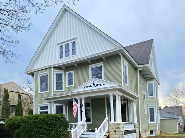 1720 College Ave, Racine, WI 53403