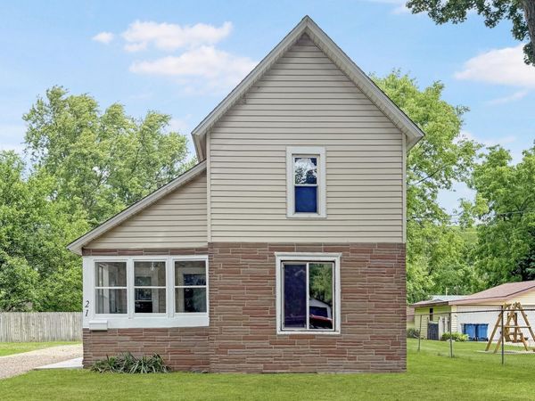21 E Willard Avenue E, Battle Creek, MI 49037
