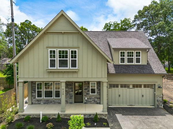 529 E Dominion Boulevard, Columbus, OH 43214