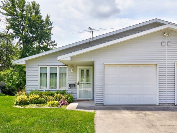 220 W Clay Street, Osceola, IA 50213