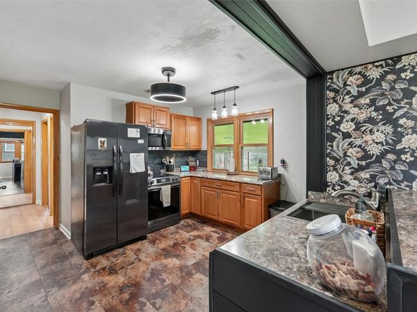 5903 SW 14th Street , Des Moines, IA 50315