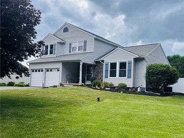 102 Viceroy Drive, Camillus, NY 13031