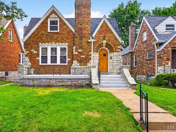 5410 Tholozan Avenue, St Louis, MO 63109