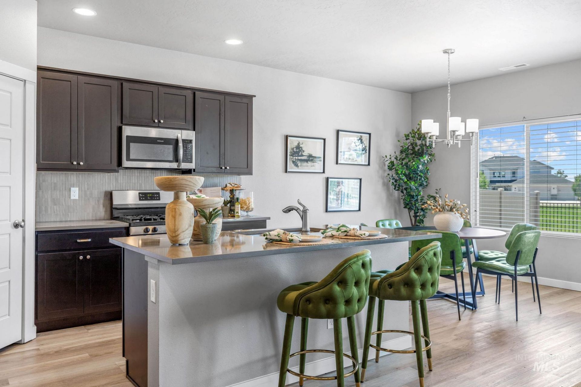 2265 N Cold Creek Ave, Star, ID 83669 Main Photo