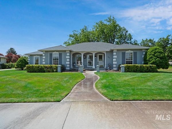 821 Horizon Way, Nampa, ID 83686