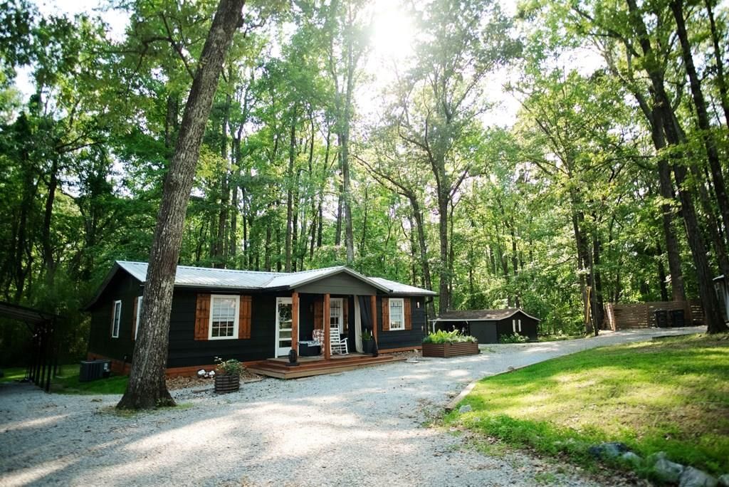 813 County Road 102 Oxford, MS 38655