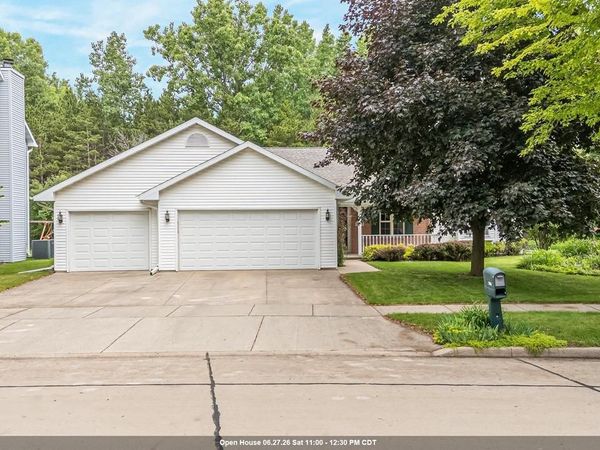 1424 E KEYSTONE LANE, Appleton, WI 54913