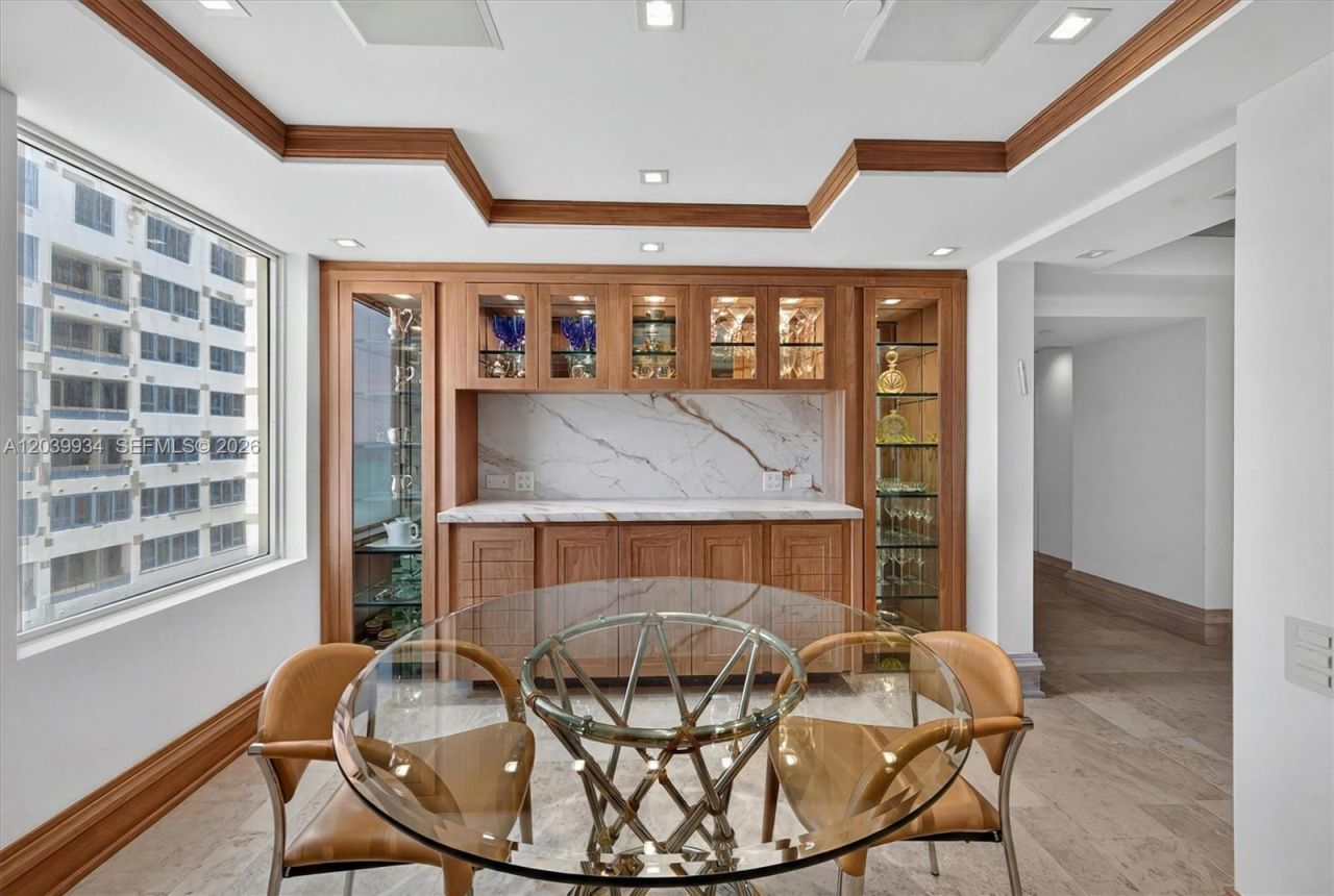 5025 Collins Ave, Unit 1103-1104-, Miami Beach, FL 33140 Photo