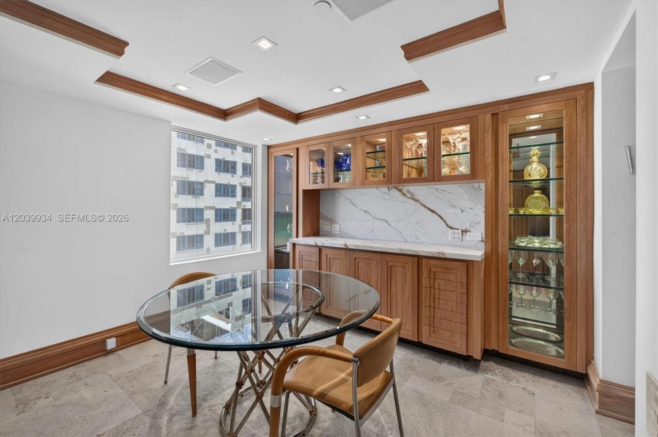 5025 Collins Ave, Unit 1103-1104-, Miami Beach, FL 33140 Photo