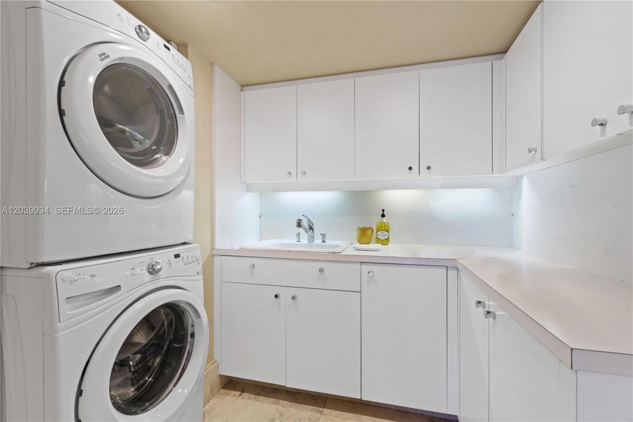 5025 Collins Ave, Unit 1103-1104-, Miami Beach, FL 33140 Photo